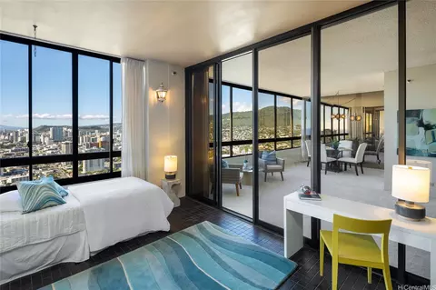2499 Kapiolani Blvd #3804, Honolulu, HI 96826