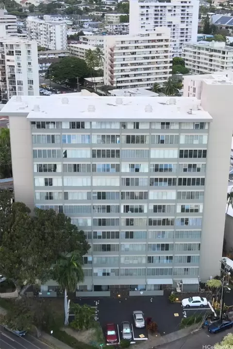 1550 Wilder Ave #1304, Honolulu, HI 96822