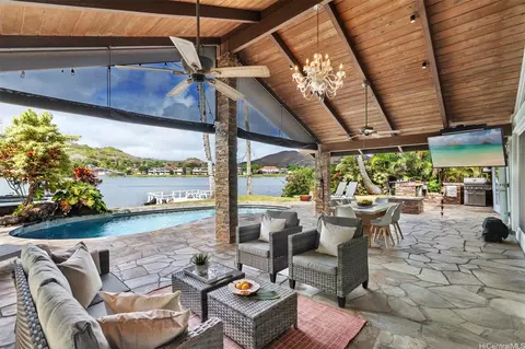 1185 Kahili St, Kailua, HI 96734