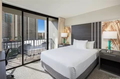 1850 Ala Moana Blvd #906, Honolulu, HI 96815