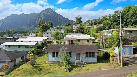 45-1016 Pahuwai Pl, Kaneohe, HI 96744