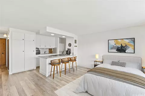 1778 Ala Moana Blvd #3905, Honolulu, HI 96815