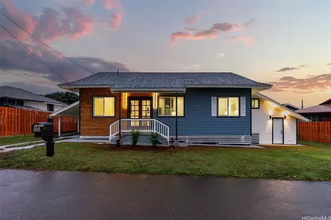 1305 Manua St, Wahiawa, HI 96786