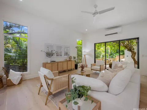 223 Lanipo Dr, Kailua, HI 96734
