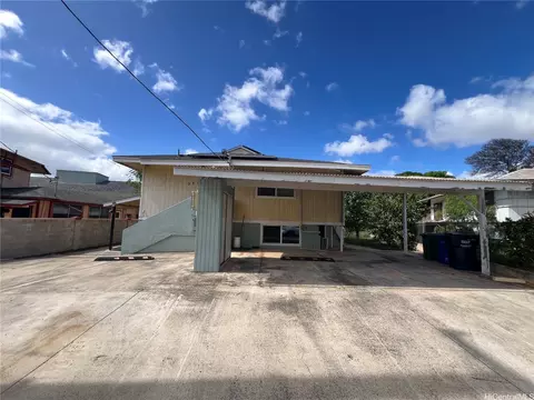 98-163 Kaulike Dr, Pearl City, HI 96782