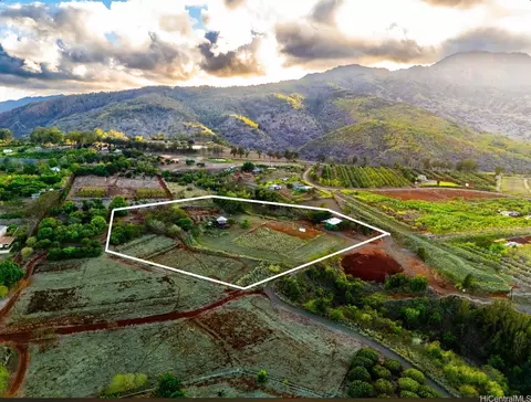 65-500 Kaukonahua Rd #18, Waialua, HI 96791