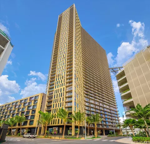 987 Queen St #223, Honolulu, HI 96814
