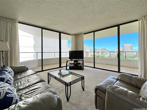 1910 Ala Moana Blvd #19D, Honolulu, HI 96815