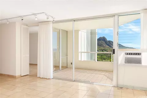2600 Pualani Way #2103, Honolulu, HI 96815