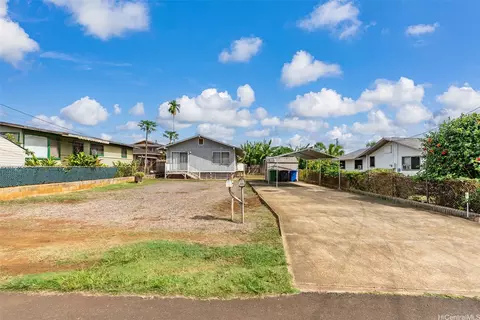 67-446 Kioe St, Waialua, HI 96791