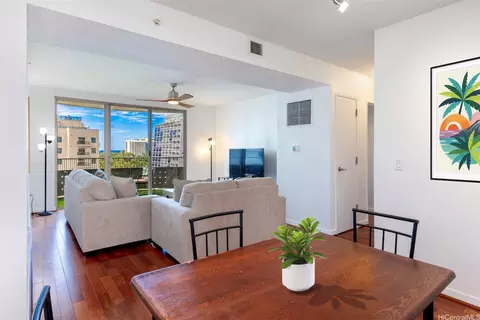 421 Olohana St #702, Honolulu, HI 96815