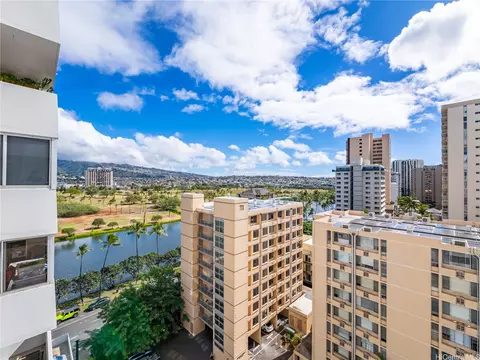 2421 Ala Wai Blvd #1204, Honolulu, HI 96815