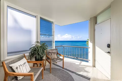 2943 Kalakaua Ave #707, Honolulu, HI 96815