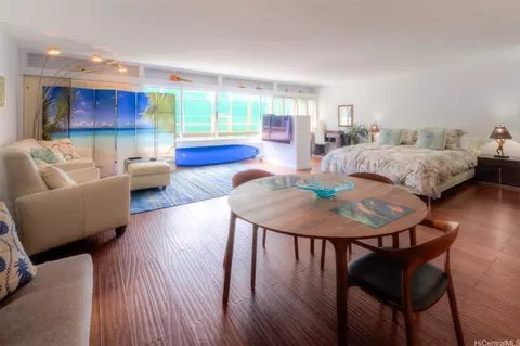 2895 Kalakaua Ave #109, Honolulu, HI 96815