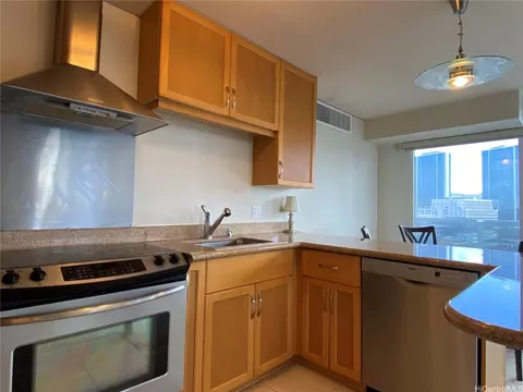 1296 Kapiolani Blvd #II-1103, Honolulu, HI 96814