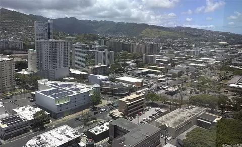 930 Kaheka St #3004, Honolulu, HI 96814