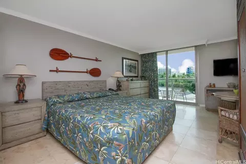 2045 Kalakaua Ave #214, Honolulu, HI 96815