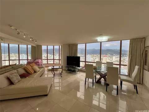 1888 Kalakaua Ave #3302, Honolulu, HI 96815