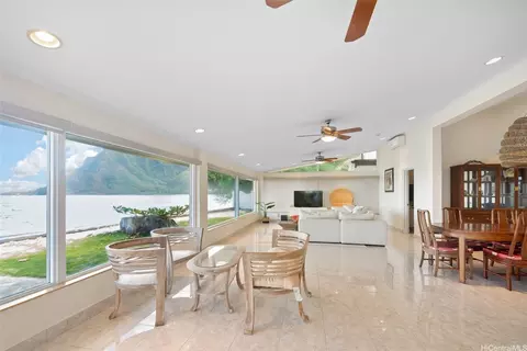 53-043 Kamehameha Hwy, Hauula, HI 96717
