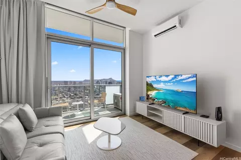1500 Rycroft St #4405R, Honolulu, HI 96814