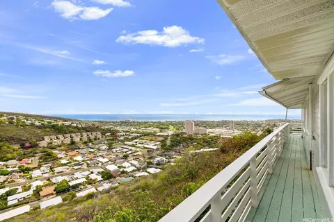 1643 Paula Dr #A, Honolulu, HI 96816