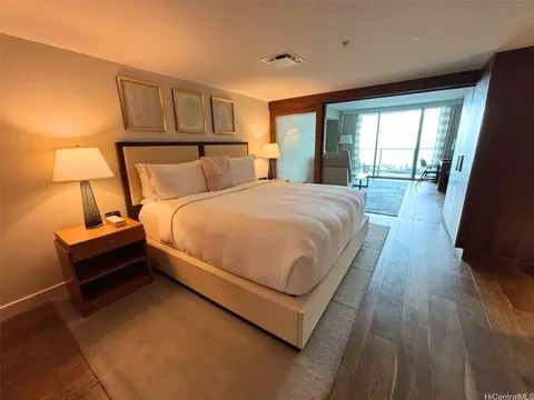 383 Kalaimoku St #2906, Honolulu, HI 96815