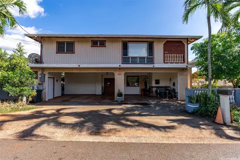 1511 Hoolana St, Pearl City, HI 96782