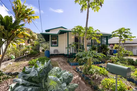 2601 Myrtle St, Honolulu, HI 96816
