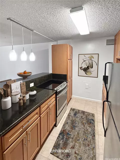 411 Kaiolu St #203, Honolulu, HI 96815