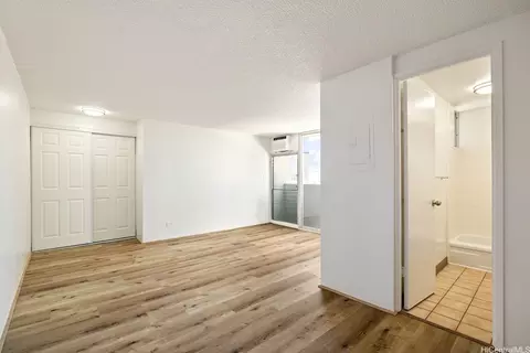 824 Kinau St #902, Honolulu, HI 96813