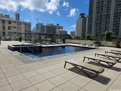 2211 Ala Wai Blvd #806, Honolulu, HI 96815