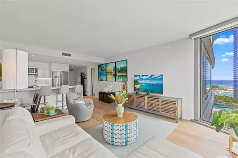 1001 Queen St #1403, Honolulu, HI 96814