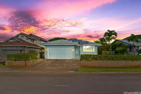 95-1060 Hakala St, Mililani, HI 96789