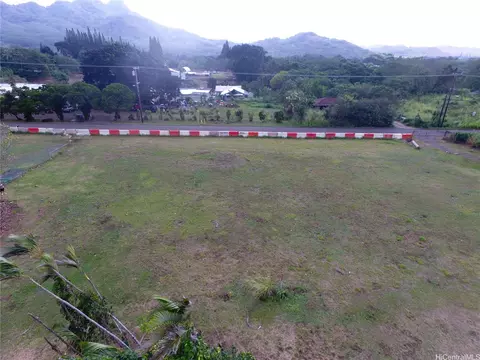 41-820 Kakaina St, Waimanalo, HI 96795
