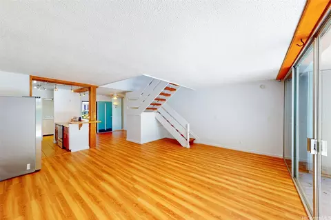 95-312 Kahikinui Ct #213, Mililani, HI 96789