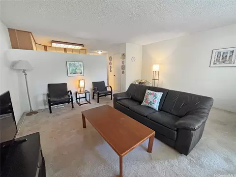 425 Ena Rd #206C, Honolulu, HI 96815