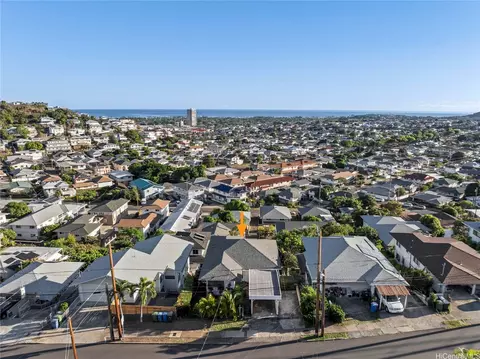 3791 Anuhea St, Honolulu, HI 96816