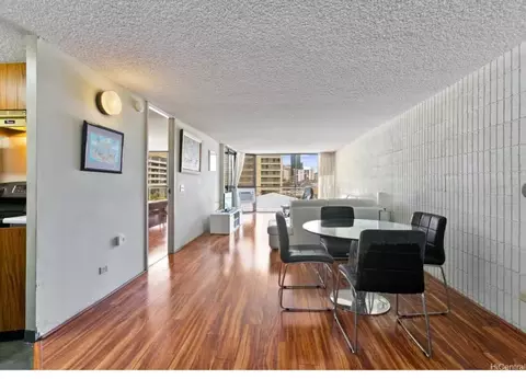 2334 Kapiolani Blvd #403, Honolulu, HI 96826