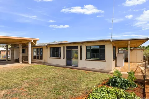 98-442 Hoono St, Pearl City, HI 96782