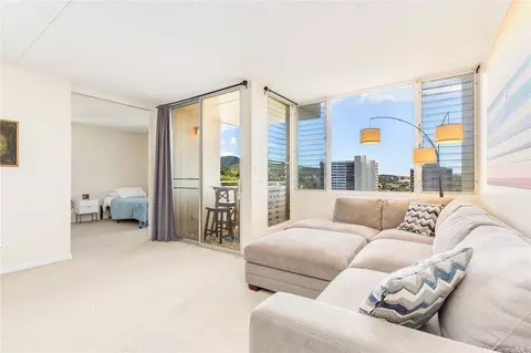 1624 Dole St #1001, Honolulu, HI 96822