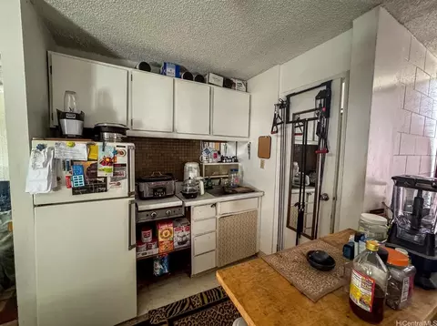249 Kapili St #701A, Honolulu, HI 96815