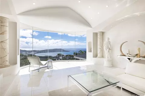 875 Ikena Cir, Honolulu, HI 96821
