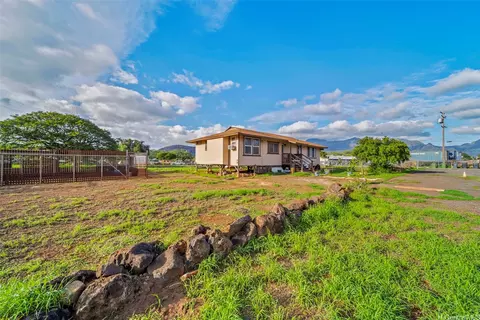 87-879 Apuupuu Rd, Waianae, HI 96792