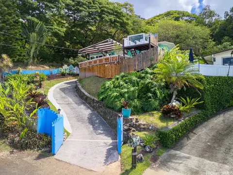 47-132 Iuiu St, Kaneohe, HI 96744