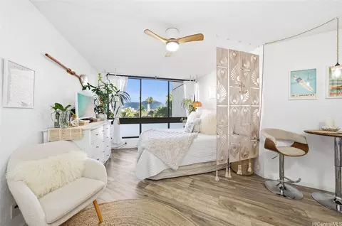 300 Wai Nani Way #II718, Honolulu, HI 96815