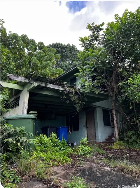 2420 Puunoa Pl #A, Honolulu, HI 96816