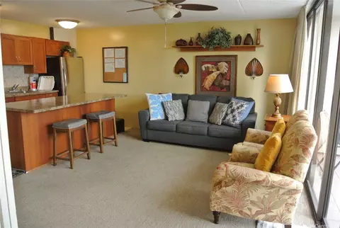 201 Ohua Ave #607, Honolulu, HI 96815