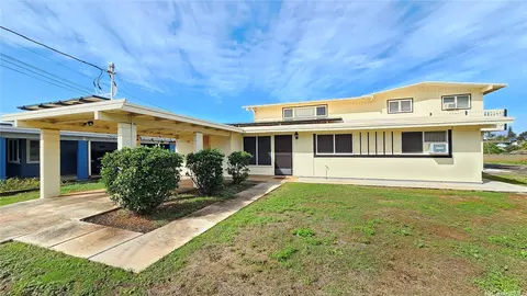99-520 Pohue Pl, Aiea, HI 96701