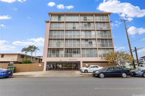 778 Wiliwili St #202, Honolulu, HI 96826