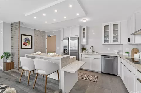88 Piikoi St #1811, Honolulu, HI 96814